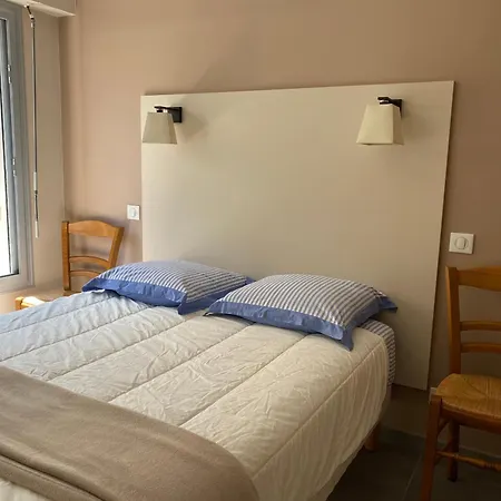 T2 Renove Avec Terrasse A 20m De La Plage - Garage - Wifi - Classe 2 Etoiles - Fr-1-539-42 דירה