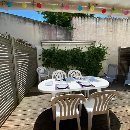 T2 Renove Avec Terrasse A 20m De La Plage - Garage - Wifi - Classe 2 Etoiles - Fr-1-539-42