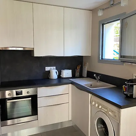 T2 Renove Avec Terrasse A 20m De La Plage - Garage - Wifi - Classe 2 Etoiles - Fr-1-539-42